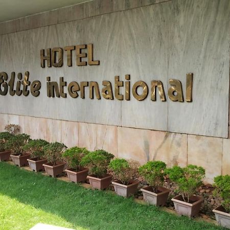 Hotel Elite International Thrissur Exterior photo