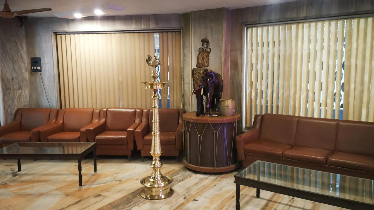 Hotel Elite International Thrissur Exterior photo